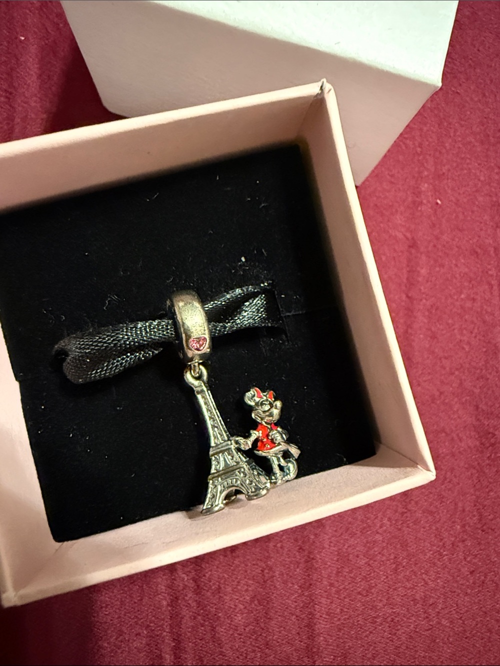 Pandora Disneyland Paris Exclusive Minnie Mouse and Eiffel Tower Charm